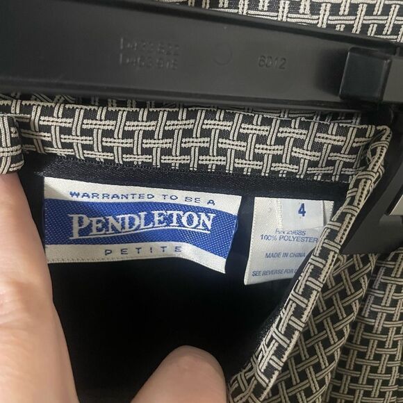 Pendleton Vintage Skirt Suit Set Blazer and Skirt Size 4 - Picture 6 of 6